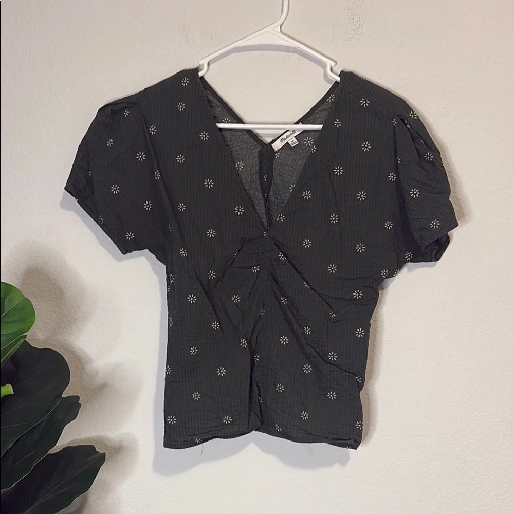 Madewell Dark Green Floral fitted Blouse with puff sleeve